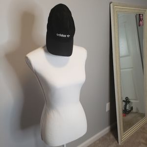 Adidas black hat